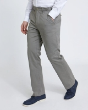 Lightweight Stretch Chinos