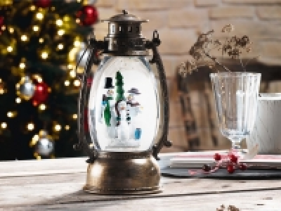 Lidl  Light-Up Snow Globe/Lantern