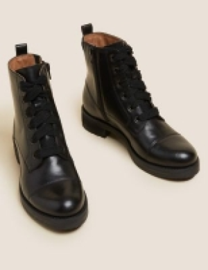 Leather Lace Up Block Heel Ankle Boots 72.00 €