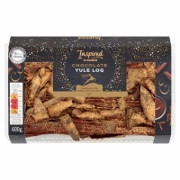 Centra  INSPIRED BY CENTRA CHOCOLATE YULE LOG 600G
