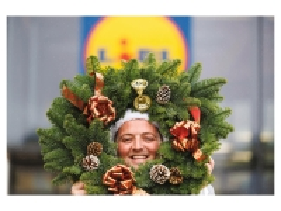 Lidl  Deluxe Christmas Wreath