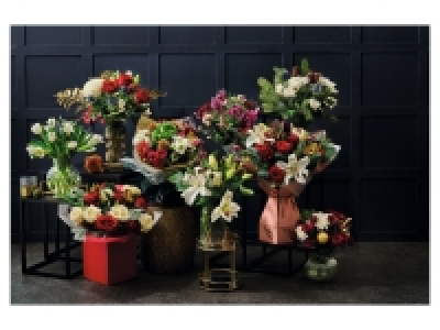 Lidl  Deluxe Lily < Illex Bouquet