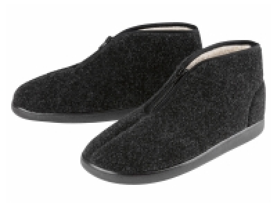 Mens Slippers 9.99 €