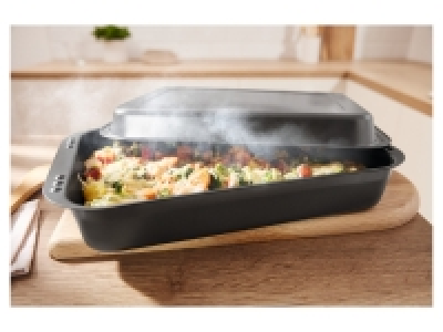 Baking < Roasting Trays