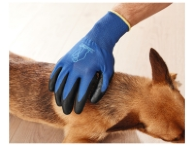 Pet Grooming Glove 7.99 €