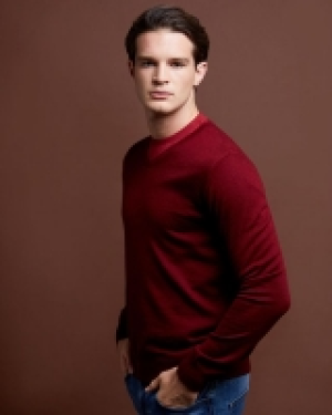 Merino Blend V-Neck Jumper 15.00 €