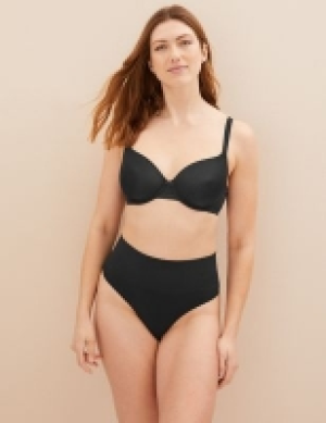 2pk Light Control Seamless Shaping Thongs 16.00 €