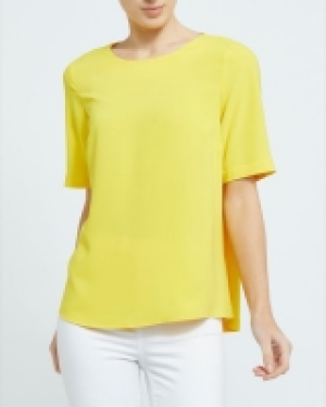 Round Neck Woven Top 5.00 €