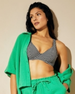 Gingham Cup-Sized Bikini Top