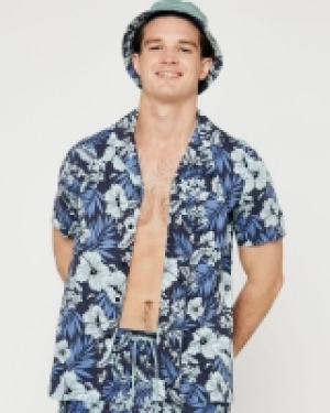 Short-Sleeved Viscose Resort Shirt 7.00 €