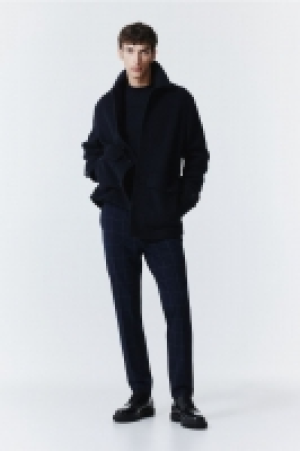 Slim Fit trousers 29.99 €