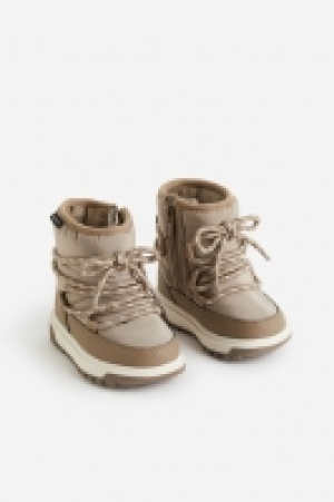 Waterproof boots 34.99 €