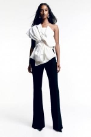 Bow-front top 49.99&nbsp;&euro;