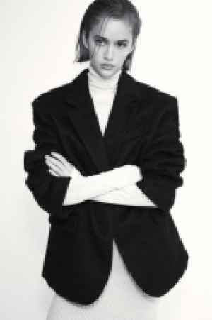Oversized wool-blend blazer 54.99 €