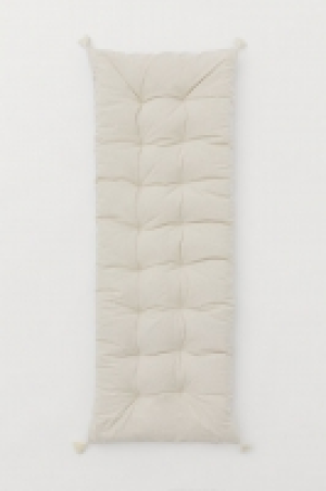 Rectangular tasselled cushion 59.99 €