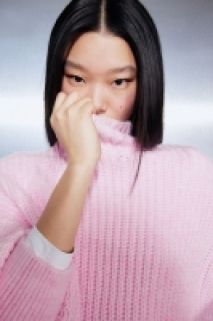Balloon-sleeved jumper