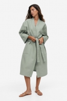 HM  Waffled dressing gown