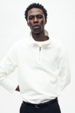 Regular Fit Zip-top sweatshirt 29.99 €