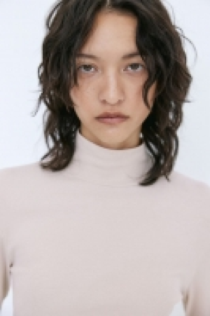 Ribbed polo-neck top