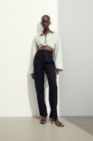 Tapered trousers 15.00 €
