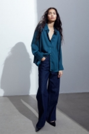 Pointed-collar shirt 11.00 €