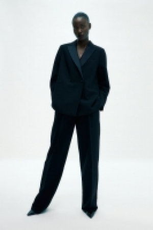 Oversized twill blazer 46.00 €