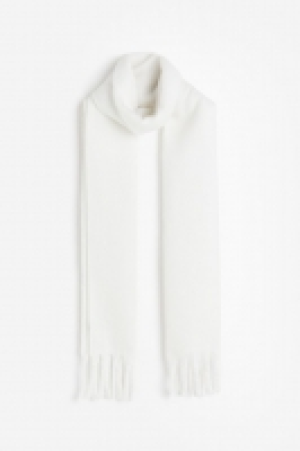 Brushed-finish scarf 12.00 €
