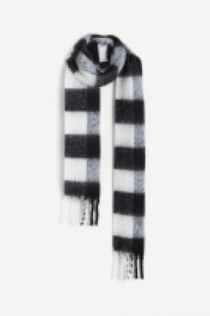 Brushed-finish scarf 6.00 €
