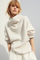 HM  Rib-knit wool jumper