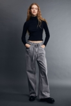 Rib-knit polo-neck top 8.00 €