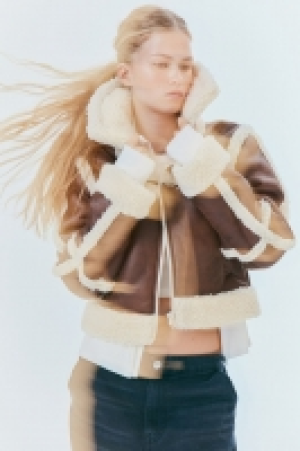 Teddy-lined jacket 40.00 €