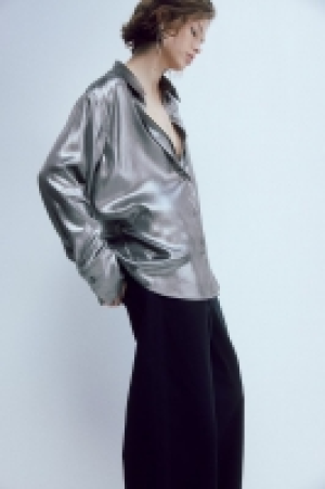 Satin shirt 13.00 €
