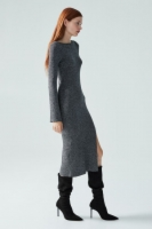 Rib-knit bodycon dress 33.00 €