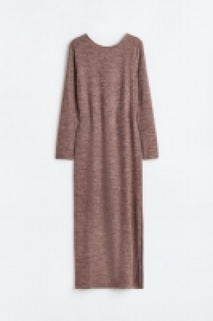 Fine-knit dress 15.00 €