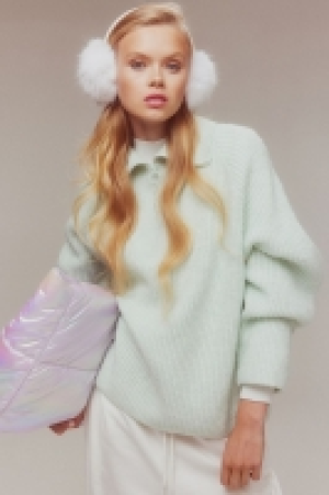 Oversized zip-top jumper 30.00 €