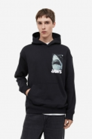Loose Fit Hoodie 16.00 €