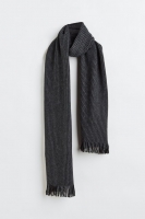 HM  Rib-knit scarf