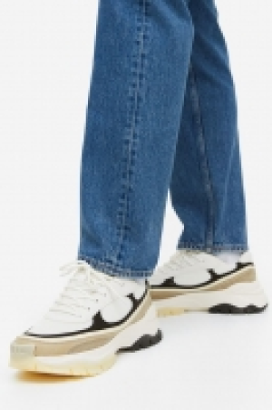 Chunky trainers 20.00 €