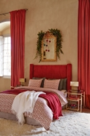 Cotton-blend bedspread