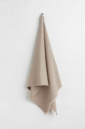 Waffled bath towel 7.00 €