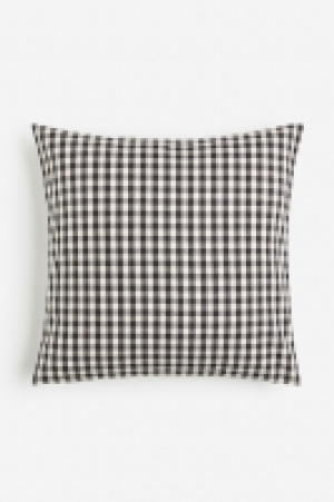 Checked cushion cover 7.00 €