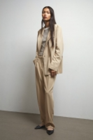 Tapered trousers