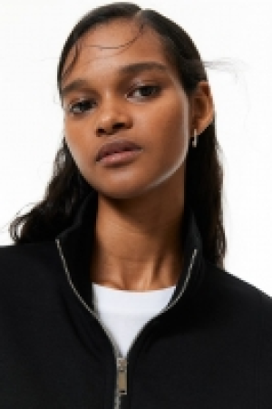 Zip-top sweatshirt 17.00 €