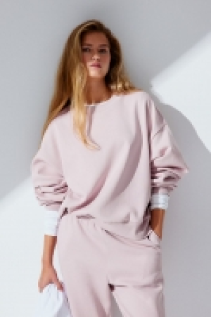 Oversized sweatshirt 9.00 €