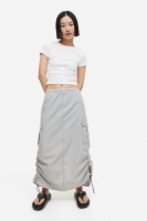 Cotton parachute skirt 19.00 €