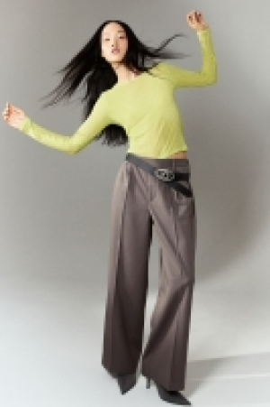 Tailored trousers 13.00 €
