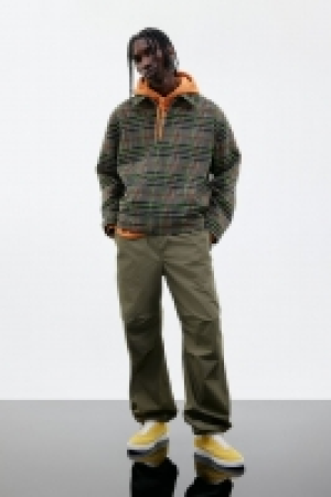 HM  Loose Fit Parachute trousers