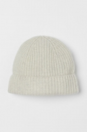 Rib-knit cashmere hat 27.00 €