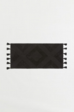 Tasselled bath mat 23.00 €