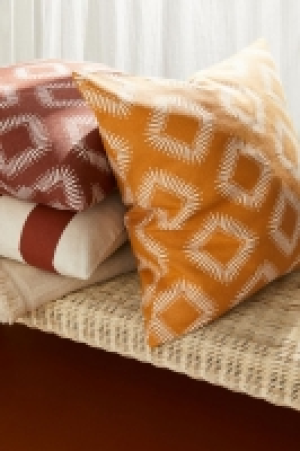Patterned cushion cover 2.00 €